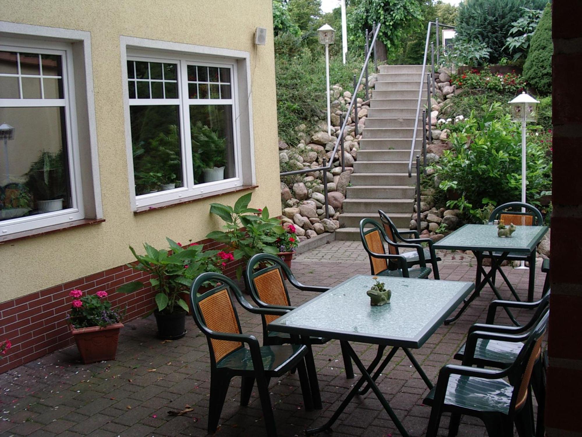 Pension Am Rheinsberger Schlosspark Exterior photo